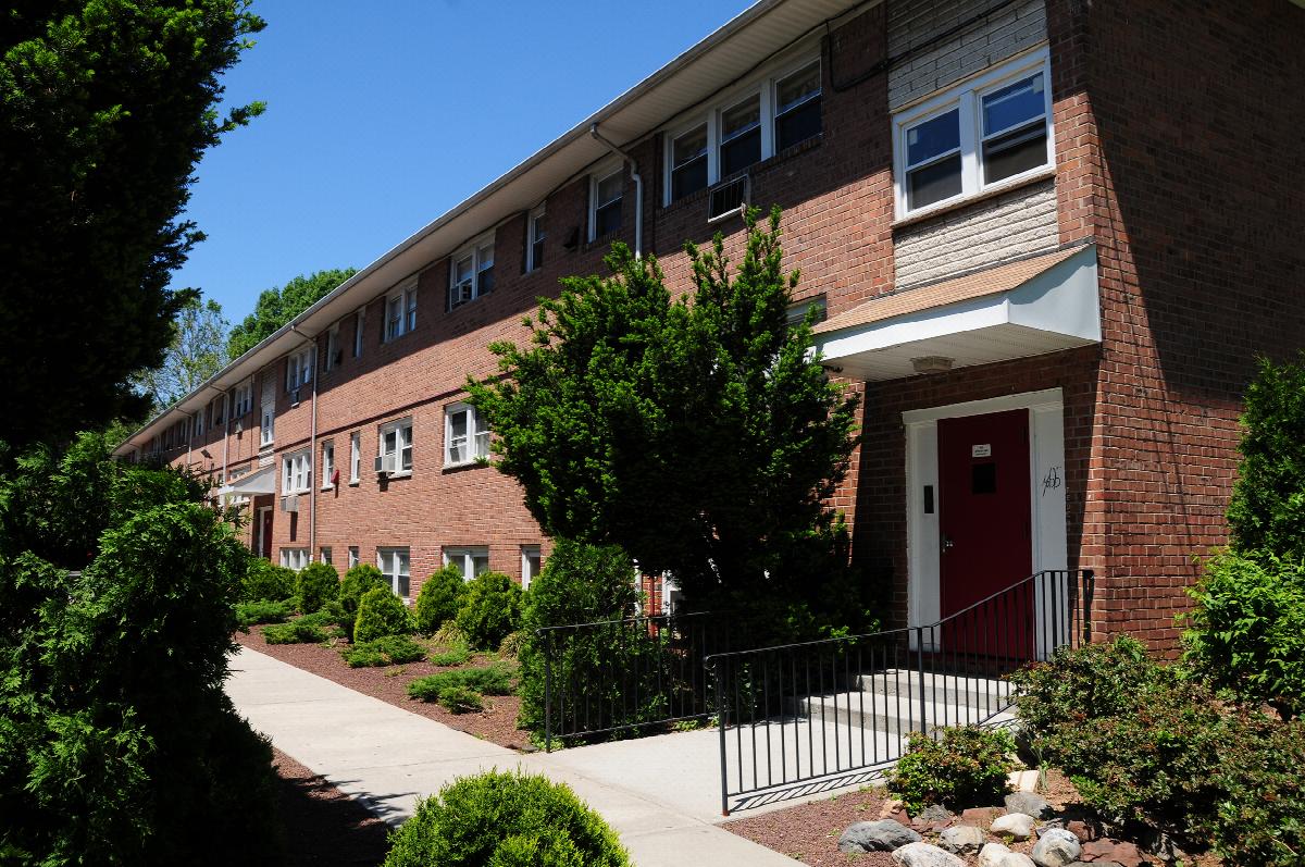 Elizabeth NJ Apartments for Rent Kings Manor Elizabeth NJ Apartment