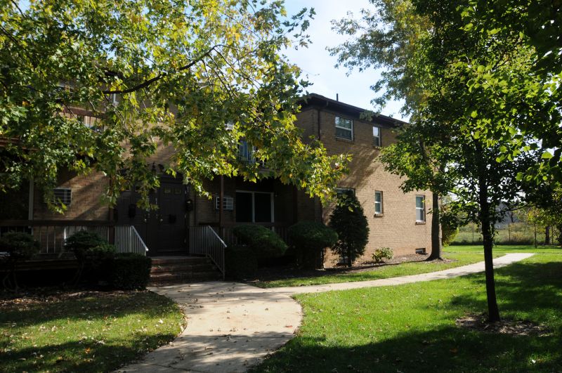 Florida Grove Manor Woodbridge NJ Apartments for Rent